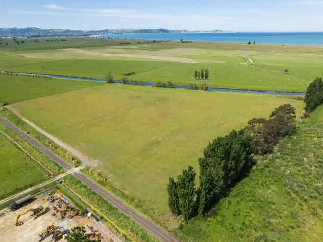 Lot 1 & 4 Dunstan Road, Matawhero