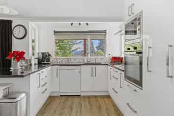 143 Waihora Road, Marotiri