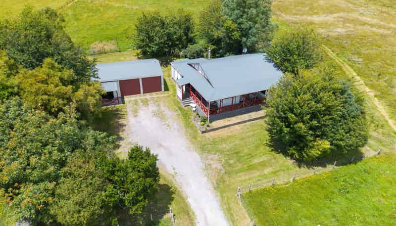 143 Waihora Road, Marotiri