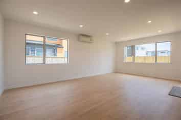 4 Toanui Road, Hobsonville