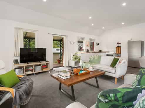 12 Fleur Lane, Akaroa