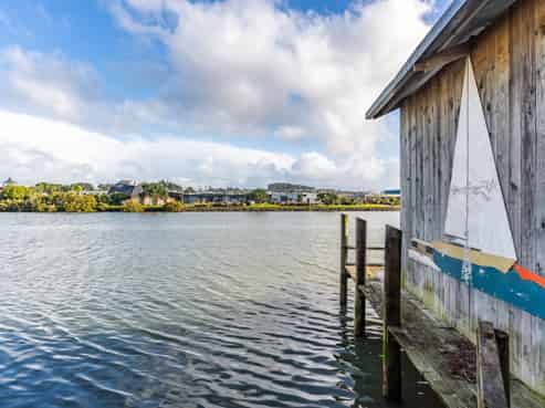 Boatshed/6155/50 Riverside Drive, Riverside