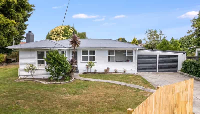 16 Thornton Place, Melville