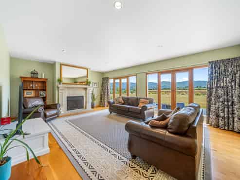 69 Longwood East Road, South Featherston