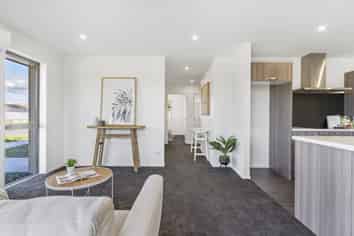 7 Sam Heywood Place, Pyes Pa