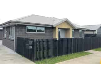 7 Sam Heywood Place, Pyes Pa