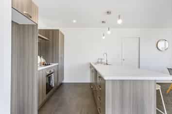 7 Sam Heywood Place, Pyes Pa