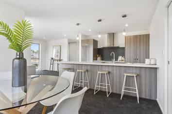 7 Sam Heywood Place, Pyes Pa