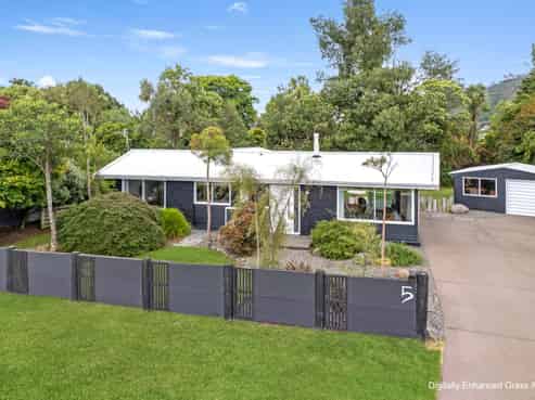 5 Darroch Street, Fairy Springs