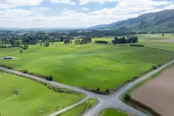 2, 3 & 4 Dalvey Road, Tapanui