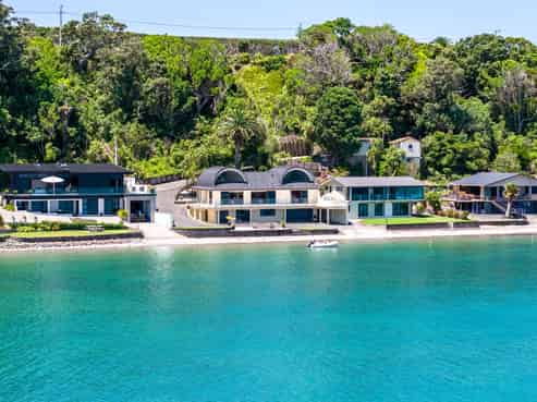 42 Manganese Point Road, Tamaterau