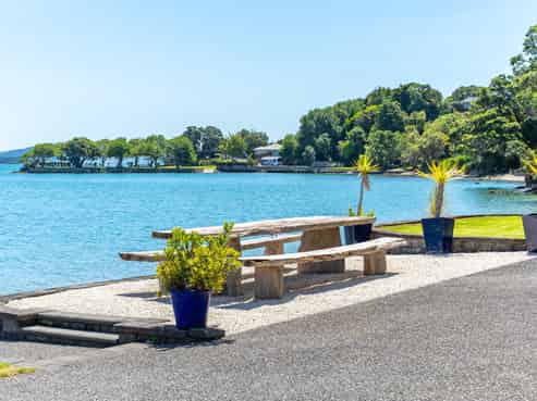 42 Manganese Point Road, Tamaterau