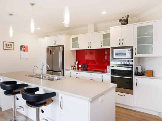 8 Hanalin Drive, Marton