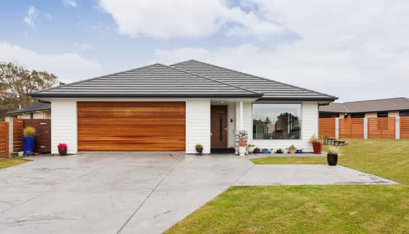 8 Hanalin Drive, Marton