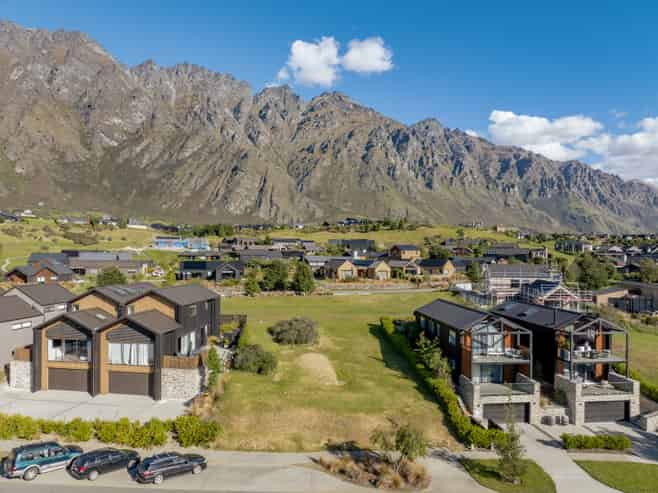 5 Rannoch Drive, Jacks Point