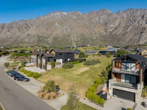 5 Rannoch Drive, Jacks Point