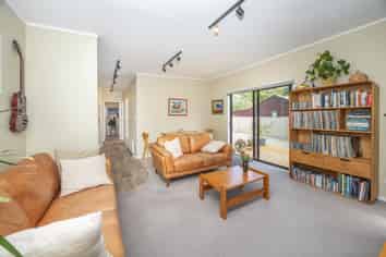 28 Kiwi Avenue, Forest Lake