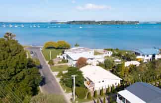 14 Beach Grove, Omokoroa