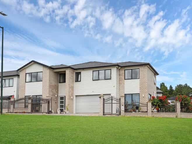 6 Barnesmore Road, Flat Bush