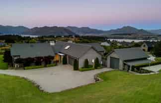 15 Heaton Park Drive, Wanaka