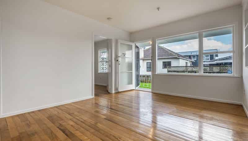 3/223 Point Chevalier Road, Point Chevalier