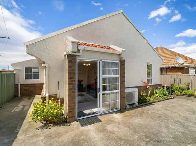 A/152 Bay View Road, South Dunedin