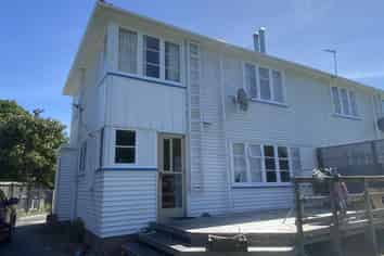 22A Attlee Crescent, Bryndwr