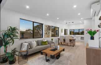 A/935 Whangaparaoa Road, Manly