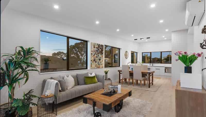 A/935 Whangaparaoa Road, Manly