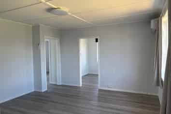 4 Colvin Street, Westport