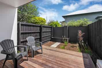 2/20 Whiteleigh Avenue, Addington
