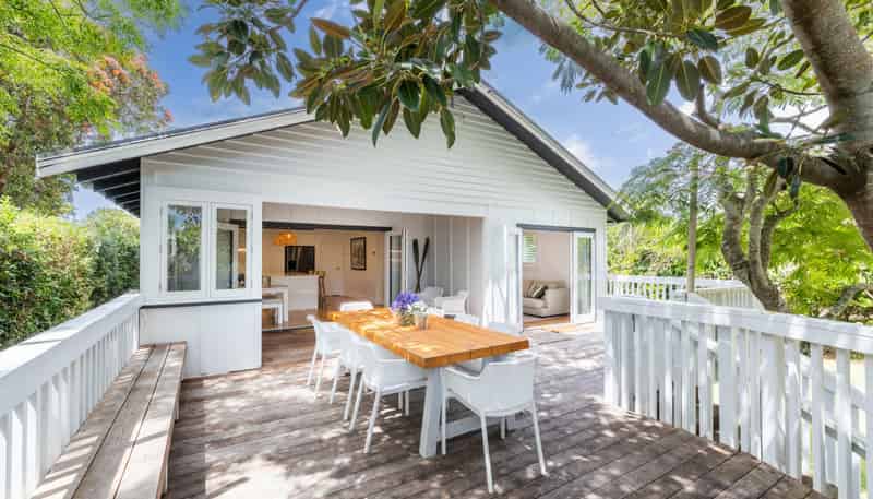 51 Airini Road, Waimarama