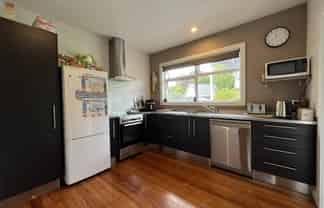 4 Stoke Street, Westown