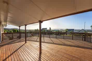 137 Winara Avenue, Waikanae