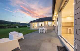 16 Fruitlands Road, Kumeu