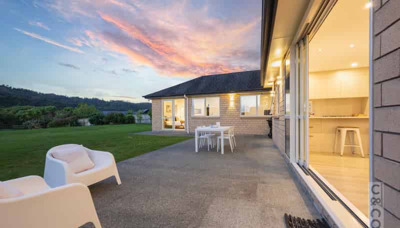 16 Fruitlands Road, Kumeu