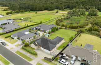 16 Fruitlands Road, Kumeu