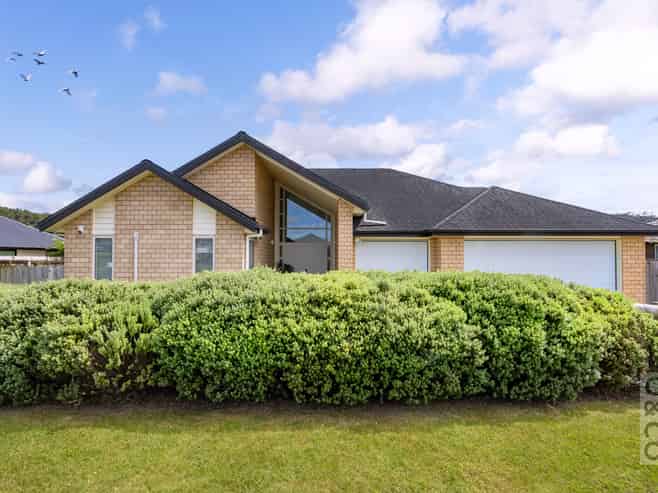 16 Fruitlands Road, Kumeu