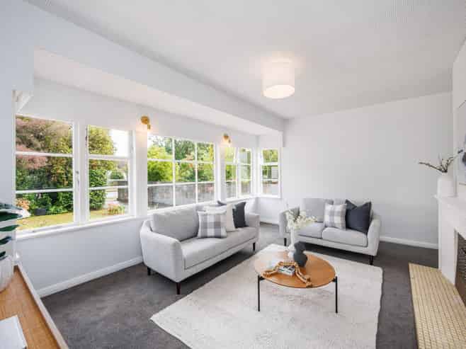 63 Savage Crescent, West End