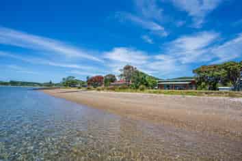 890 Pataua South Road, Pataua South