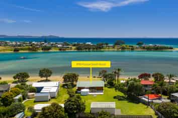 890 Pataua South Road, Pataua South