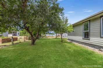 10 Farm Street, Lumsden