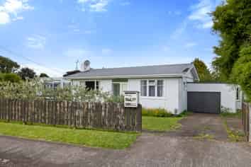 13 Moir Street, Eltham