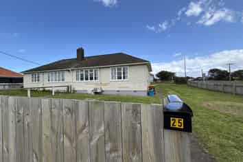 25 Kent Street, Patea