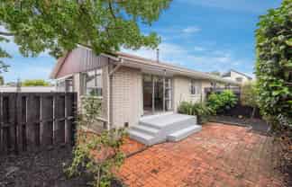 3/9A Avonhead Road, Avonhead