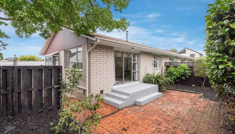 3/9A Avonhead Road, Avonhead