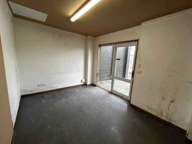 Small Warehouse | South D