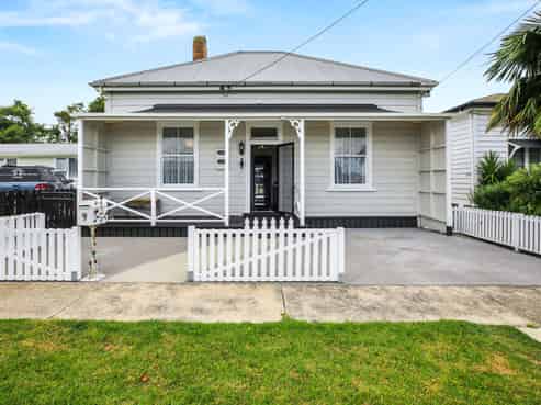 9 Corbett Street, Paeroa