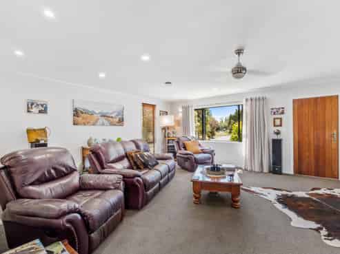 12 Achray Street, Waiau