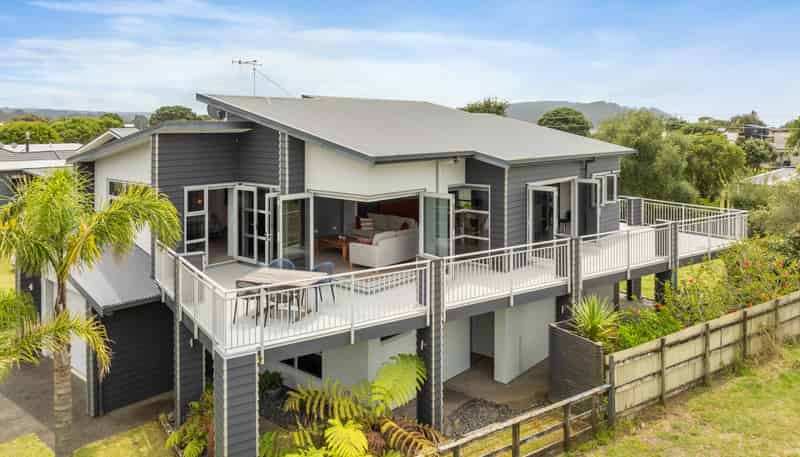 116 Patuwai Drive, Whangamata